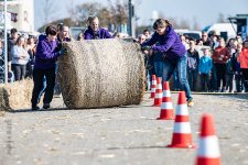 Strohballen-Rollmeisterschaft