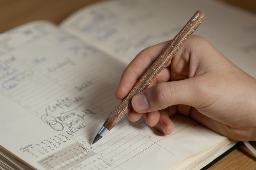 pen20wo_Construction endless walnut_Troika-5.JPG