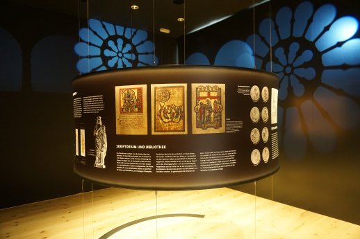 Zitadelle Petersberg_Kommandantenhaus_Ausstellungsraum_©Erfurt Tourismus und Marketing GmbH.jpg