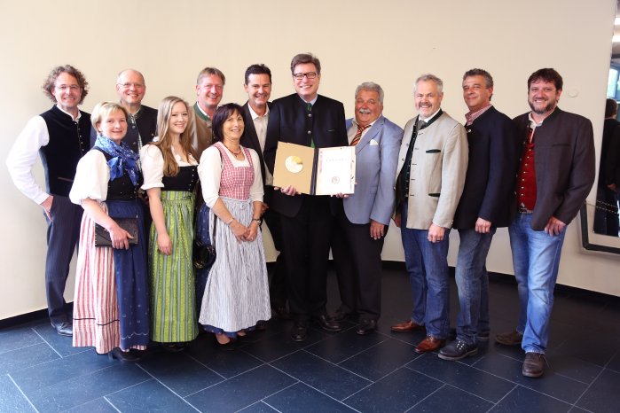 Preisträger-Goldene-BierIdee-2016-Chiemgau-Tourismus-eV-in-Koop-Berchtesgadener-Land-Touris.jpg