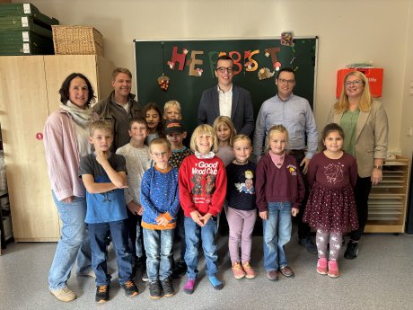 Gruppenfoto Ferienbetreuung Dieffenbachschule.JPG
