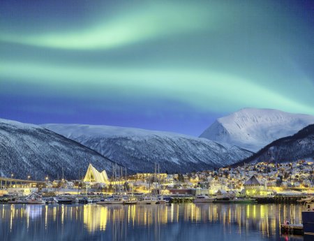 Polarlichter über Tromso (C) Getty Images.jpg