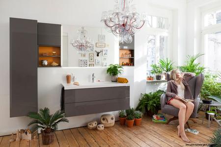 SPLASH-Trendsetter-burgbad_conceptwall.jpg