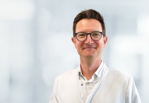 251020_PM Sana_Neuer Chefarzt am Biberacher Sana Klinikum.jpg