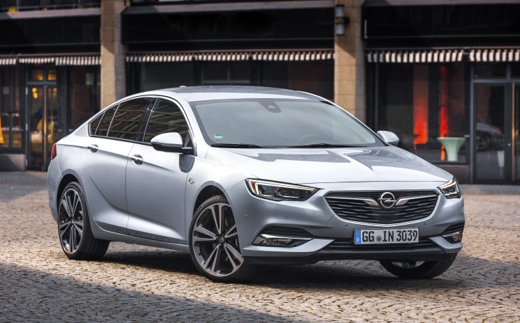 Opel-Insignia-Grand-Sport-305525.jpg