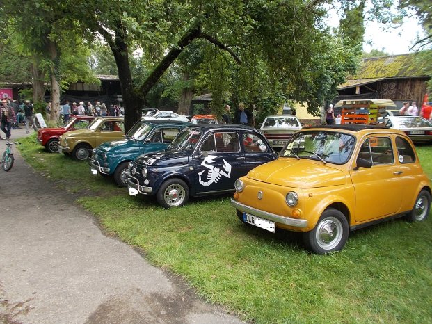 Fiat-Parade.JPG