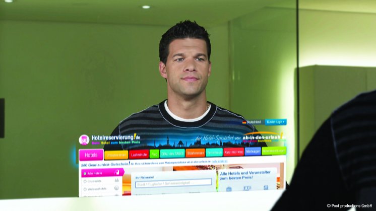 Hotelreservierung_de-Spiegel-Michael-Ballack-300dpi.jpg