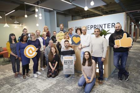 diedruckerei.de wurde vom Handelsblatt erneut als „Bester Online-Händler“ ausgezeichnet. Die Auszeichnung hat das Unternehmen unter anderem seinem guten Kundenservice zu verdanken / Bild: Onlineprinters GmbH