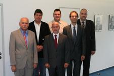 (von links): Kammerpräsident Walter Tschischka, Michael Thomas, Bernd Hillesheim (vorne), Ralf Weigel (hinten), Prof. Dr. Klaus Pfuhl, des. Hauptgeschäftsführer Jens Brandt