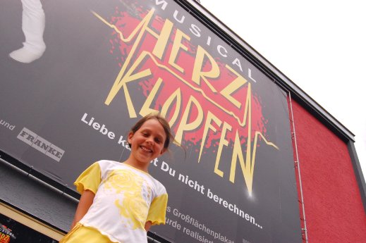 Valeria Perrupato_Gewinnerin des Kindercasting beim Musical HERZKLOPFEN_1.jpg