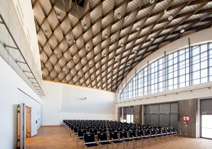 Das neue marinaforum Regensburg bietet auf 4.600 Quadratmetern Platz für nachhaltige Veranstaltungen. Foto: obx-news/Regensburg Tourismus GmbH/Hans Bauer