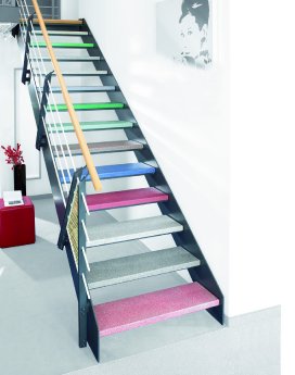 Fuchs-Treppen_Multicolor-Stufen.jpg