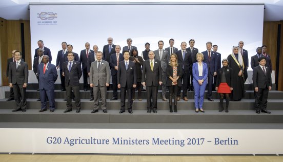 Gruppenfoto G20 Agrarministertreffen.JPG