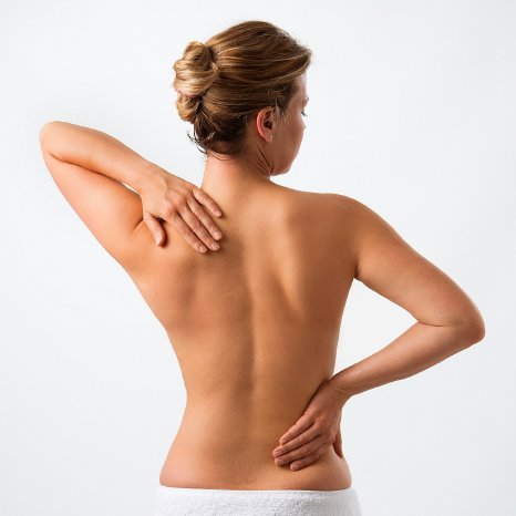 Bildquelle_Praxisklinik_Dr. Schneiderhan_Ruecken_klein.jpg