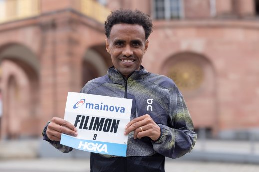 mainova-frankfurt-marathon_2025_251024_12_32_07_nw-3_lq_-63.jpg