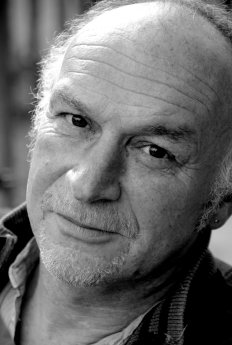 Domes Robert Autorenfoto neu1.jpg