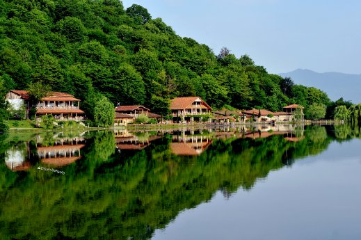Lopota_Lake_Resort__Spa_am_See.jpg