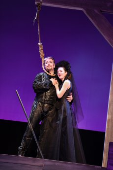 Dreigroschenoper Auswahl ©Sabina Sabovic (38); Oliver Firit; Stella Goritzki.jpg