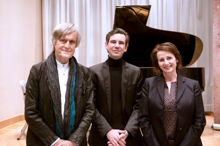 Schott Martin Stadtfeld mit Peter Hanser-Strecker und Christiane Albiez (c) Schott Music / Christopher Peter