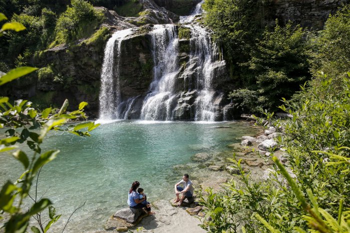 Storia cascata della Piumogna-Copyright Ticino Turismo - Foto Loreta Daulte.jpg