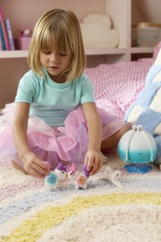 BRIO Flora_Spielszen~Iris_Blumenhaus.jpg