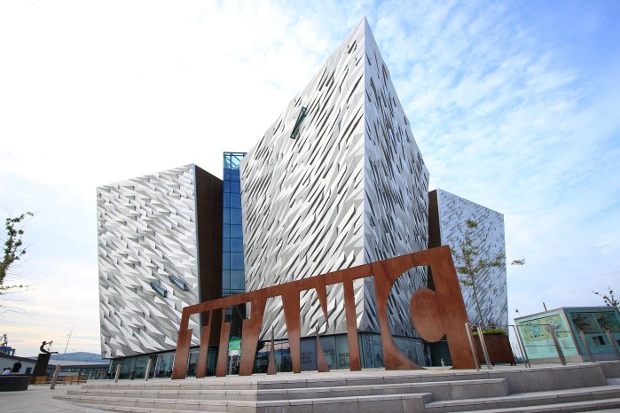 Irland - Nordirland - Belfast - Titanic Museum (Carina Ebert).jpg
