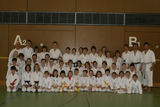 Seiko Karatelehrgang Ulm 0409.JPG