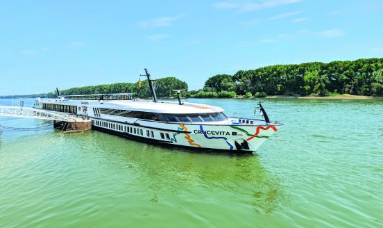 5519_Rhein+Mosel_Schiff_Crucevita-outside-view_┬®Crucevita.jpg