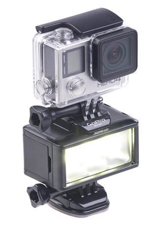 NX-4386_9_Somikon_Unterwasser-LED-Licht_FVL-360.uw_fuer_Action-Cams.jpg