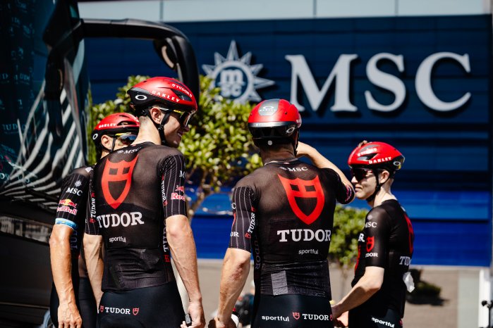 260703_tourdefrance_mscteampresentation_@tudorprocyclingteam_4.jpg