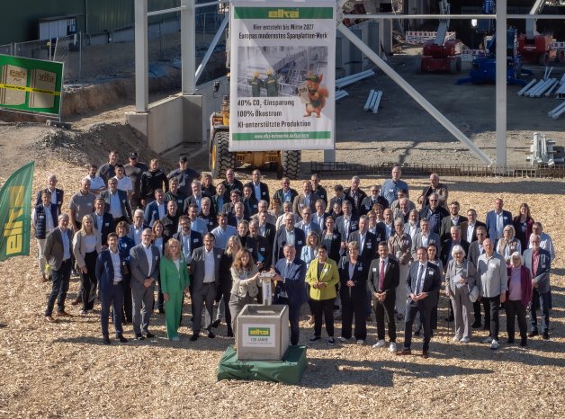 Richtfest-Gruppenbild.jpg
