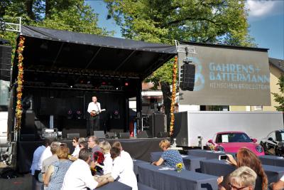 G+B Auszubildende begeistern beim Refrather Weinfest