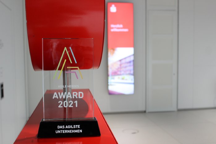 Sparkasse_Bremen_als_Agilstes_Unternehmen_mit_dem_Agile_Heroes_Award_2021_ausgezeichnet,_Pranjal.jpg