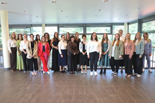 Examen September 2026 DRK-Kinderklinik Siegen.jpg