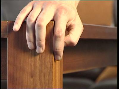 Natürlich behandeltes Holz, fühlbar gut.