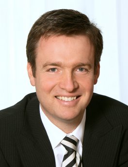 Dr Andreas Hartung.JPG