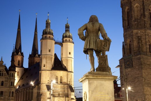 Halles Marktplatz mit Händel Denkmal (c) Michael Bader_IMG.jpg
