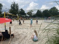 Sommer, Sonne, Beach-Volleyball: Gesunder Spaß für Firmen-Teams beim Beach-Cup von ASV Dachau und BKK ProVita / Foto: BKK ProVita