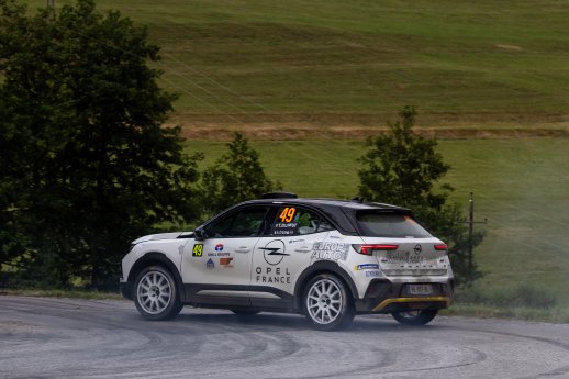 opel-mokka-gse-rally-mischt-bei-der-rallye-weiz-die-allrad-konkurrenz-auf (5).jpg
