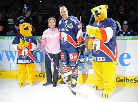 Eishockey Komen Foto Eisbären City-Press.jpg