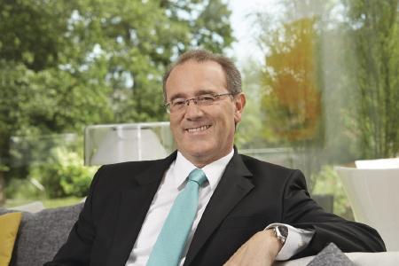 Klaus-Dieter Schwendemann, Marketingleiter bei WeberHaus, begrüßt die Erhöhung der KfW-Tilgungszuschüsse im Bereich Energieeffizient Bauen und Sanieren