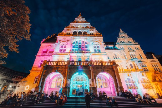 nachtansichten_altes-Rathaus_0.jpg