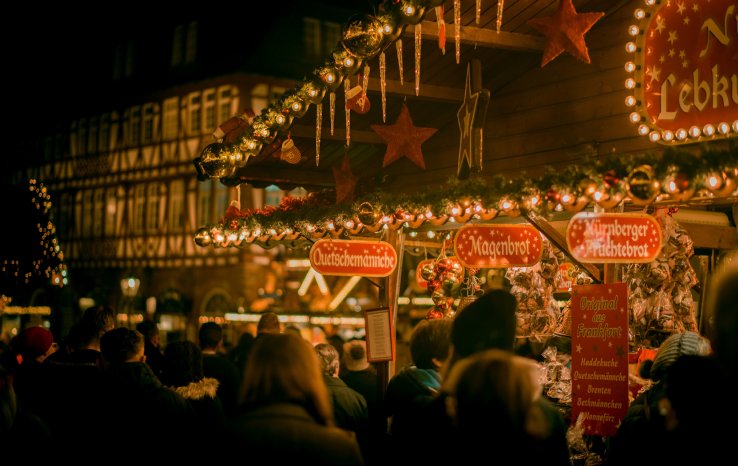 Weihnachtsmarkt Frankfurt 2-unsplash.jpg