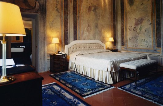 Curio_Collection_Grand_Hotel_Villa_Torretta_Milan_Sesto_Executive_Room_Credits_Hilton_Hotel.jpg