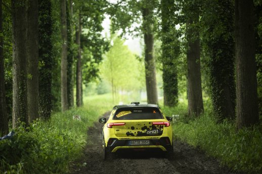 OpelMokkaGSERallyEinneuerStarimelektrischenRallyesport (2).JPG