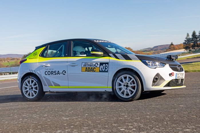 Opel-Corsa-e-Rally-513737.jpg