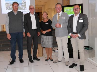 v. l. n. r.: Dr. Eckart Köhne, Direktor Badisches Landesmuseum; Klaus Hoffmann, Geschäftsführer KTG Karlsruhe Tourismus GmbH; Dr. Julia Linke, Badischen Landesmuseum; Dr. Albert Käuflein, Kulturbürgermeister der Stadt Karlsruhe; Florian Trott, Leiter der Abteilung Kommunikation der Staatlichen Kunsthalle Karlsruhe