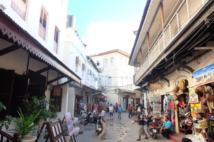 Gizenga Street, Stone Town, 2018, Foto von Poser (c) Landesmuseum Hannover.JPG
