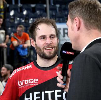 HC Erlangen-Spielmacher Nico Büdel: Mann des Spiels gegen die Löwen / Bild: HJKrieg, Erlangen