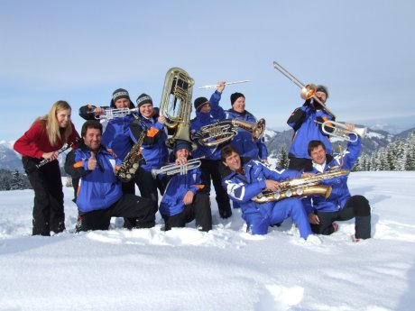 Musikanten im Schnee 2007_wildschönau (31).jpg